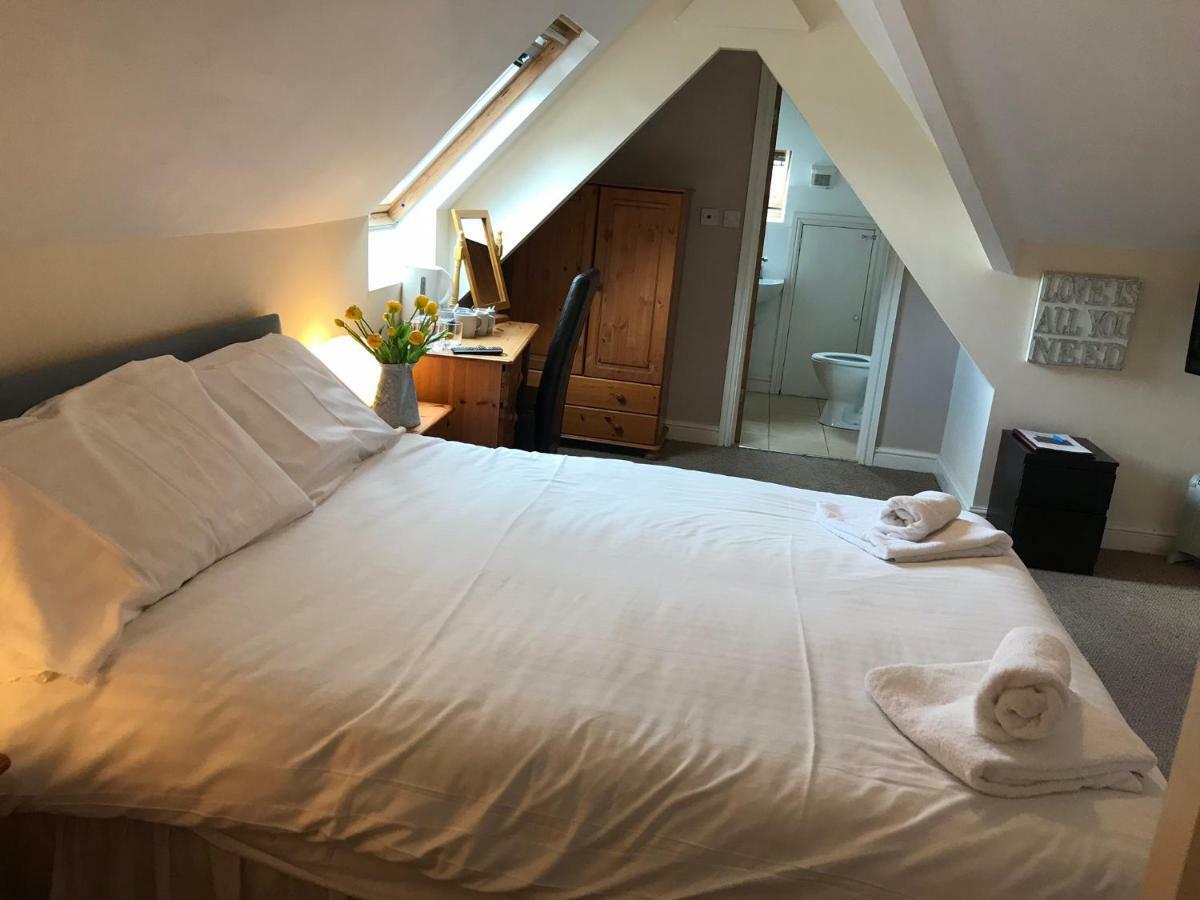 The Newbridge Hotel Luaran gambar