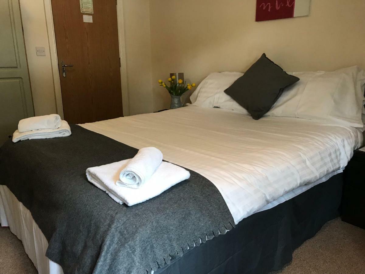 The Newbridge Hotel Luaran gambar